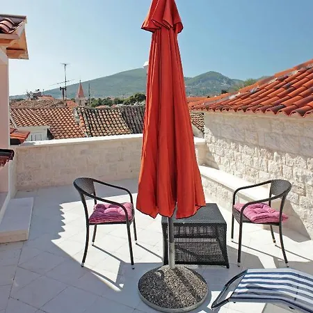 Hotel Monika Traù