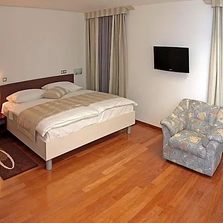 Monika Hotel Trogir