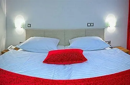 Monika Hotel