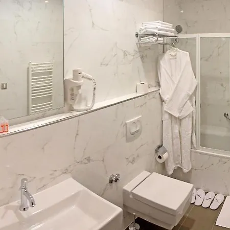 Hotel Monika 4*